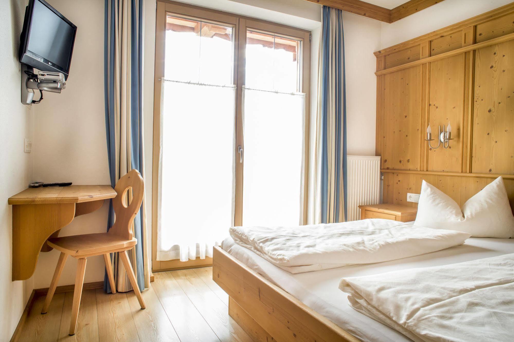 Das Gaestehaus Schneider Am Dorfplatz Alpbach Ngoại thất bức ảnh
